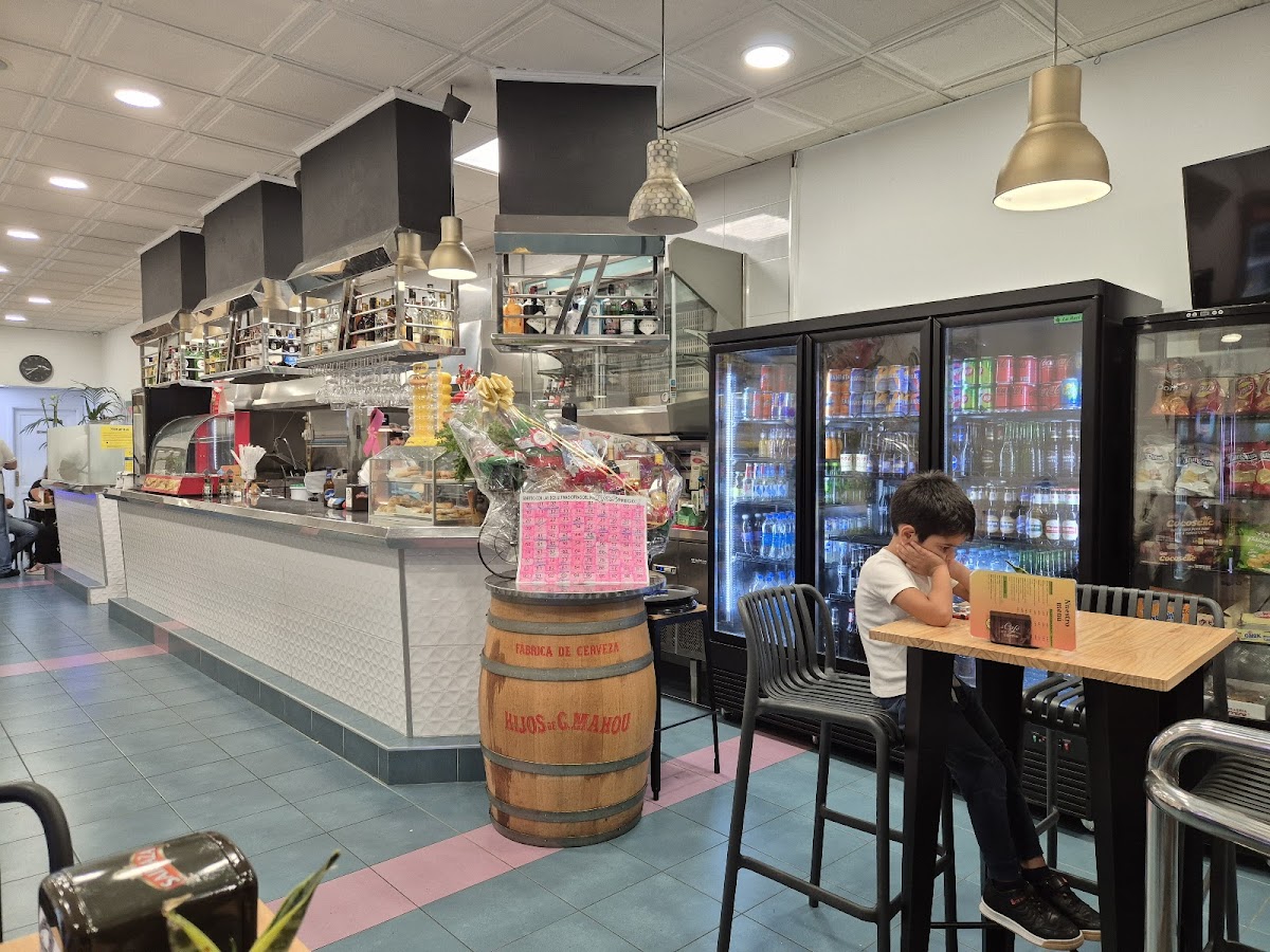 Cafetería Arepera La Guaira
